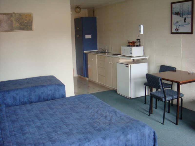 Motel Sierra Уангарей Екстериор снимка